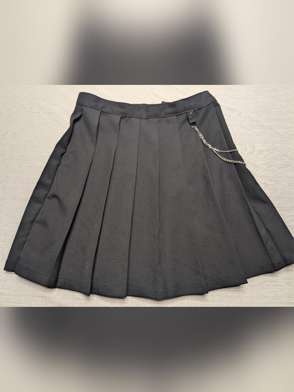 Girl's H&M Black Pleated Mini Skirt With Removable Chains Size 20 (14Y+)